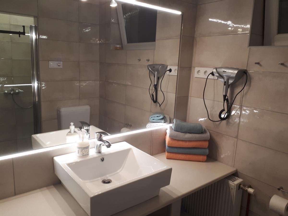 Kertvárosi Apartman II Tiszaújváros Exterior foto
